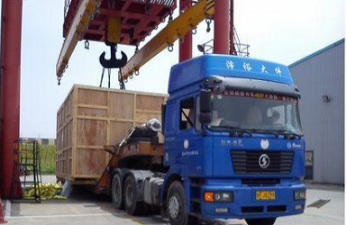 物流運輸服務車隊
